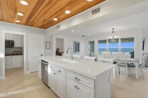 1031 Se Macarthur Boulevard Stuart FL 34996
