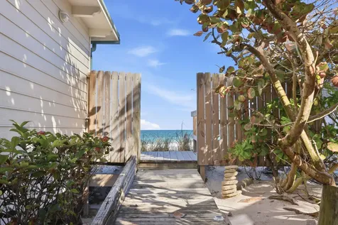 1031 Se Macarthur Boulevard Stuart FL 34996