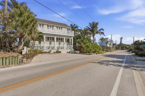 1031 Se Macarthur Boulevard Stuart FL 34996