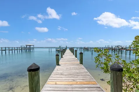 1031 Se Macarthur Boulevard Stuart FL 34996