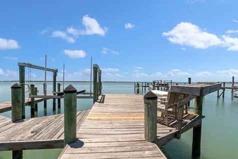 1031 Se Macarthur Boulevard Stuart FL 34996
