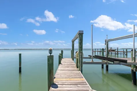 1031 Se Macarthur Boulevard Stuart FL 34996