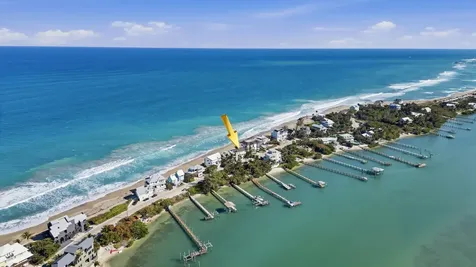 1031 Se Macarthur Boulevard Stuart FL 34996