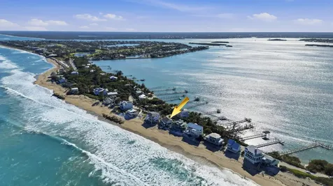 1031 Se Macarthur Boulevard Stuart FL 34996