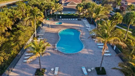 6024 SE Crooked Oak Avenue Hobe Sound FL 33455