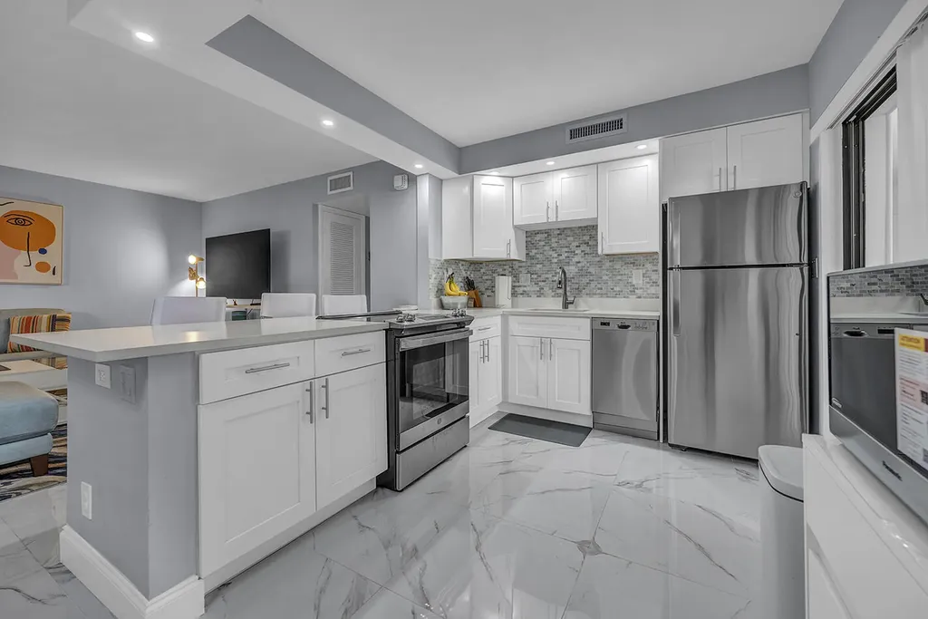 162 Capri D Delray Beach FL 33484