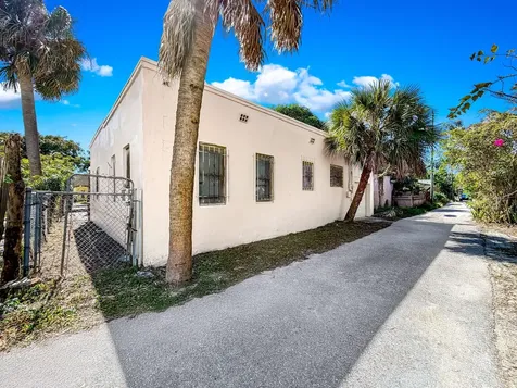 619 30th Street West Palm Beach FL 33407