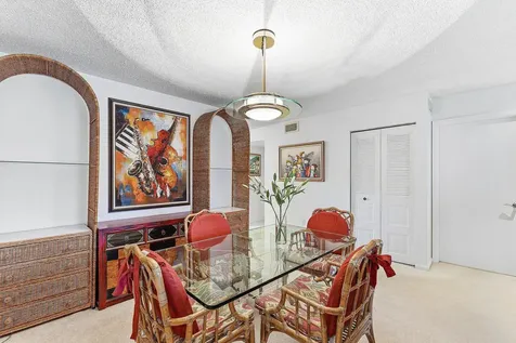 9283 Vista Del Lago Boca Raton FL 33428