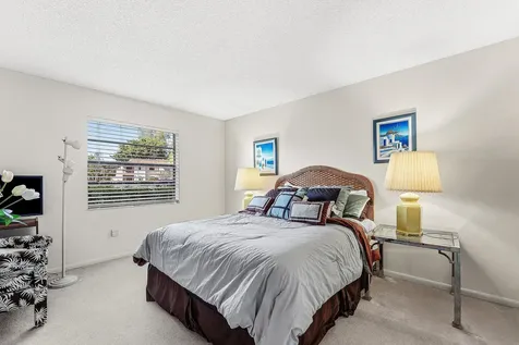 9283 Vista Del Lago Boca Raton FL 33428