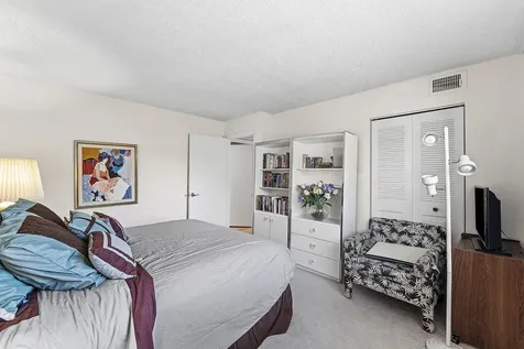 9283 Vista Del Lago Boca Raton FL 33428