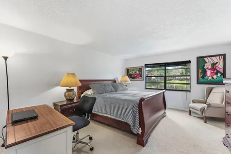 9283 Vista Del Lago Boca Raton FL 33428