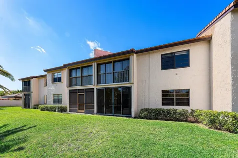 9283 Vista Del Lago Boca Raton FL 33428