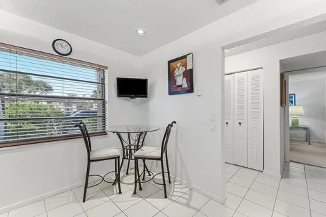 9283 Vista Del Lago Boca Raton FL 33428