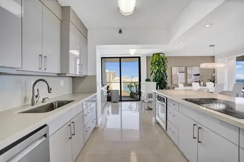 19707 Turnberry Way Aventura FL 33180