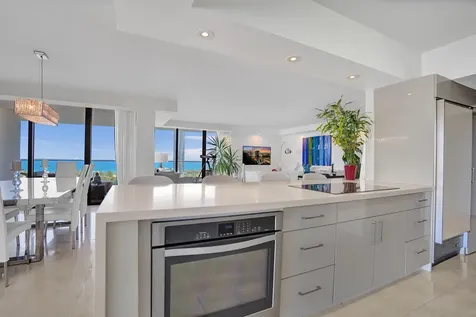 19707 Turnberry Way Aventura FL 33180