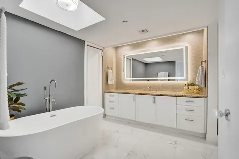 19707 Turnberry Way Aventura FL 33180