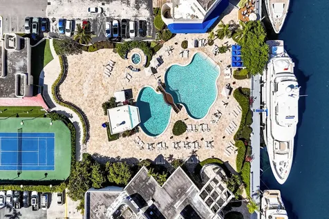 19707 Turnberry Way Aventura FL 33180