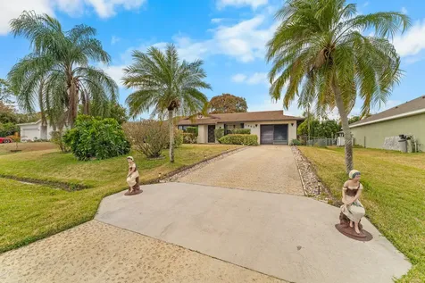 1962 Sw Libra Lane Port Saint Lucie FL 34984