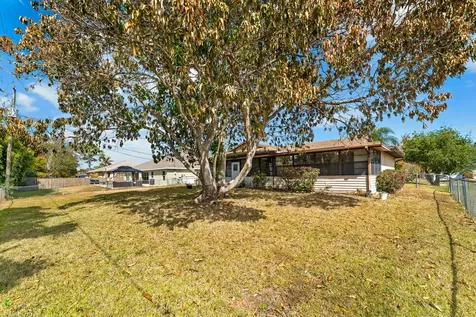 1962 Sw Libra Lane Port Saint Lucie FL 34984