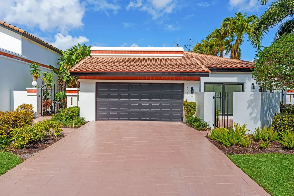 6567 Via Benita Boca Raton FL 33433