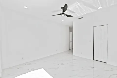 6567 Via Benita Boca Raton FL 33433