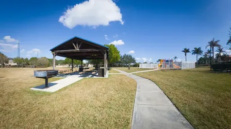 2142 Sw Newport Isles Boulevard Port Saint Lucie FL 34953