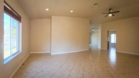 2142 Sw Newport Isles Boulevard Port Saint Lucie FL 34953