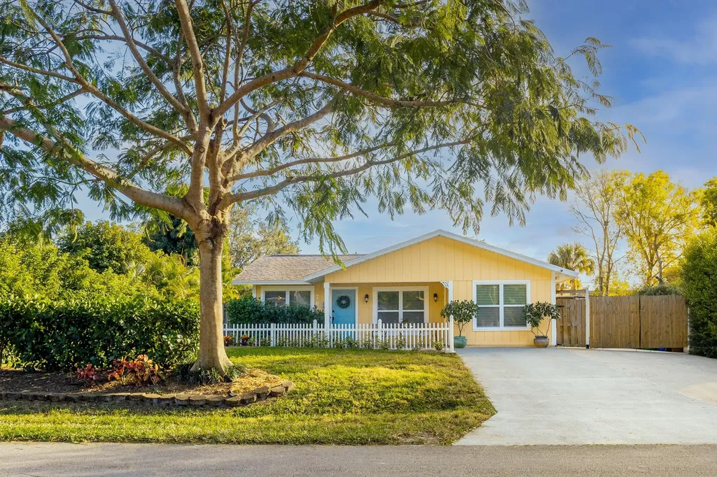 762 Bayharbor Terrace Sebastian FL 32958