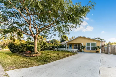 762 Bayharbor Terrace Sebastian FL 32958