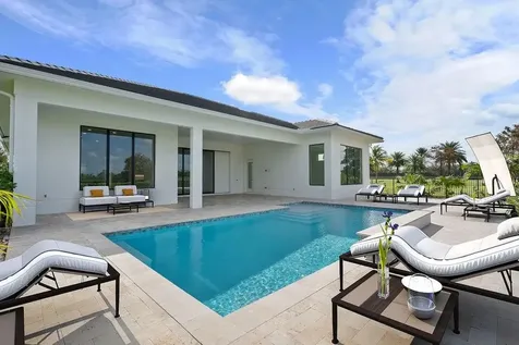 170 Se Rio Angelica Port Saint Lucie FL 34984