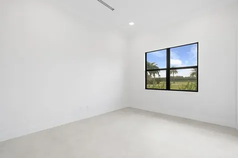 170 Se Rio Angelica Port Saint Lucie FL 34984