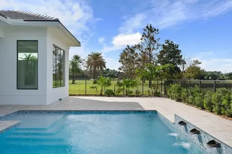 170 Se Rio Angelica Port Saint Lucie FL 34984