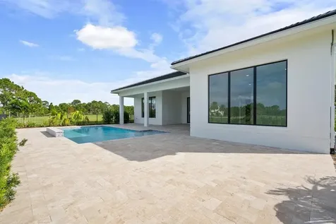 170 Se Rio Angelica Port Saint Lucie FL 34984