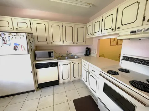 229 Lake Meryl Drive West Palm Beach FL 33411