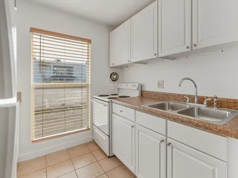 727 Hummingbird Way North Palm Beach FL 33408