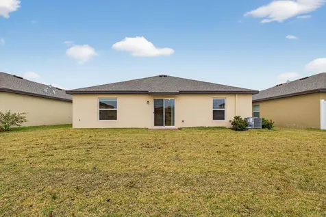 748 Carlyle Way Fort Pierce FL 34947