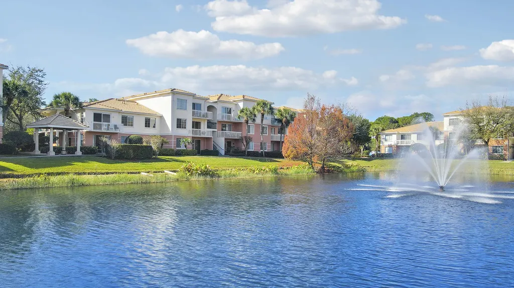 9212 W Myrtlewood Circle Palm Beach Gardens FL 33418