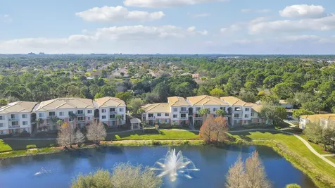 9212 W Myrtlewood Circle Palm Beach Gardens FL 33418