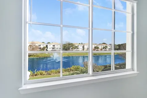 9212 W Myrtlewood Circle Palm Beach Gardens FL 33418