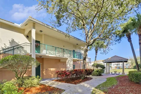 9212 W Myrtlewood Circle Palm Beach Gardens FL 33418