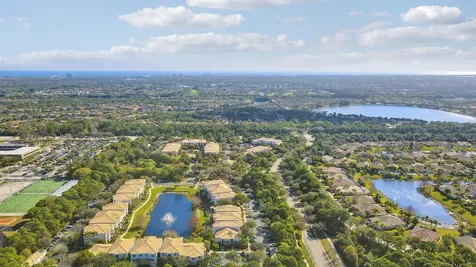 9212 W Myrtlewood Circle Palm Beach Gardens FL 33418
