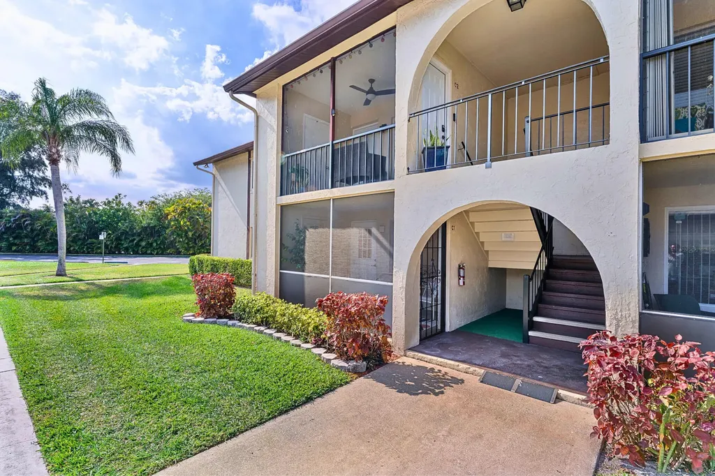 3492 La Mar Court Greenacres FL 33463