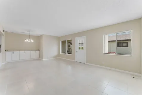 3492 La Mar Court Greenacres FL 33463