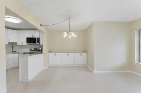 3492 La Mar Court Greenacres FL 33463