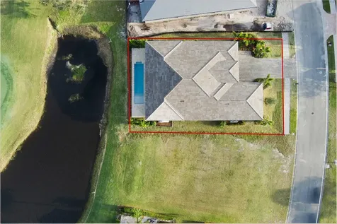 109 Se Via Verona Port Saint Lucie FL 34984