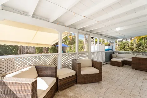 411 S Palmway Lake Worth Beach FL 33460