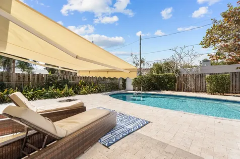 411 S Palmway Lake Worth Beach FL 33460