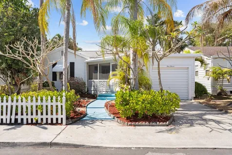 411 S Palmway Lake Worth Beach FL 33460