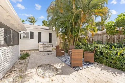 411 S Palmway Lake Worth Beach FL 33460