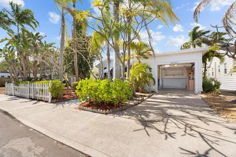 411 S Palmway Lake Worth Beach FL 33460